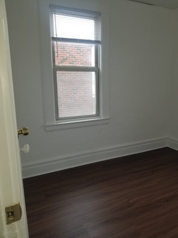 Building Photo - 271 N 12th St