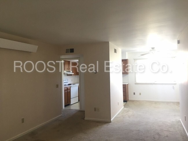 Foto del edificio - 131 Berwick Dr