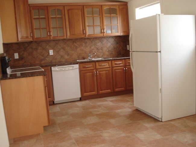 Foto del edificio - 703 S Fruitland Dr