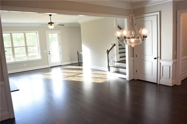 Building Photo - 3222 Nobility SE Way