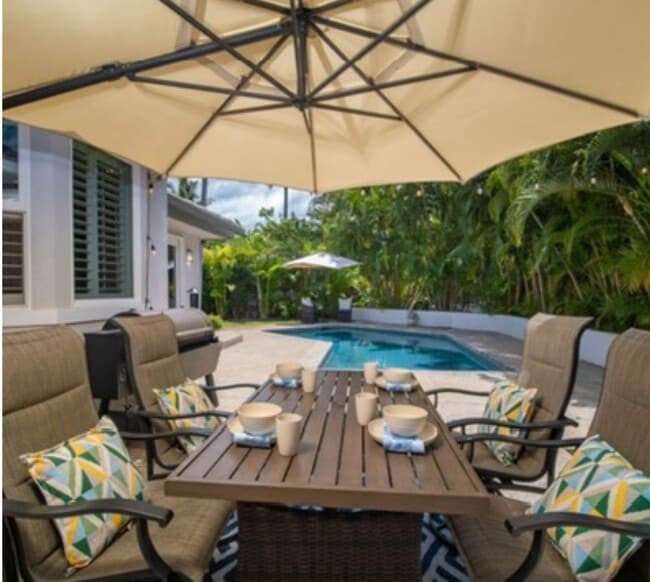 Building Photo - 361 Pualoa Nani Pl