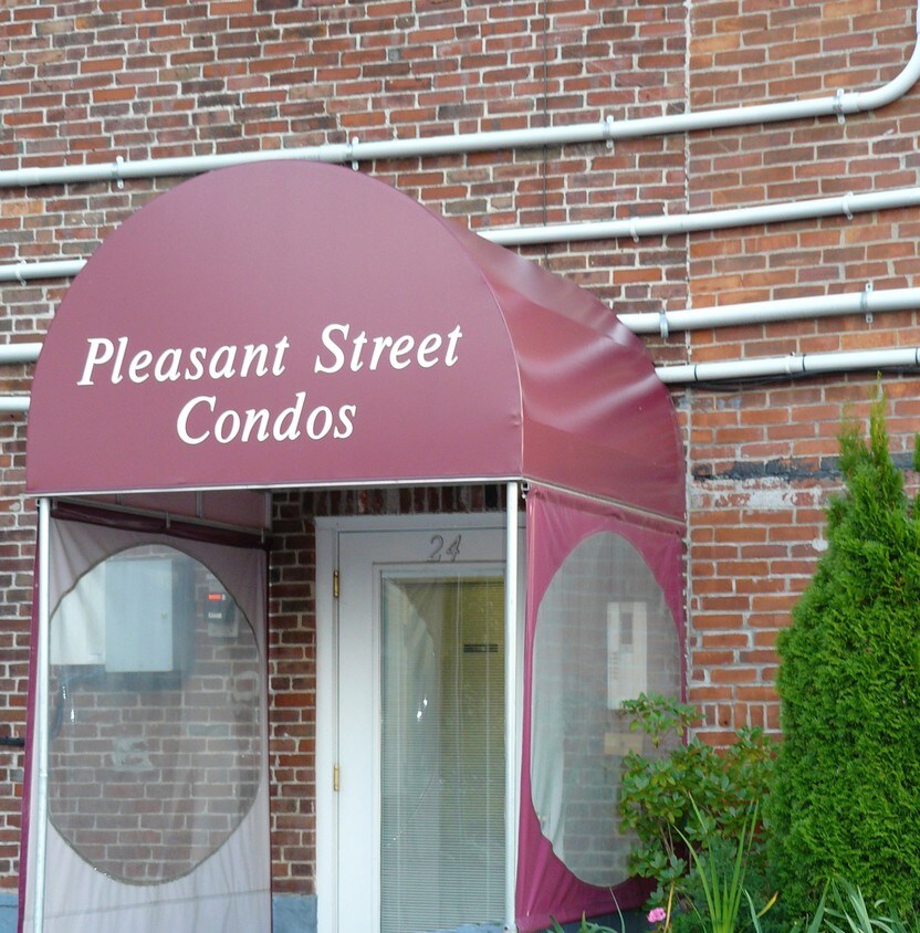 Unit 4 - 24 Pleasant St