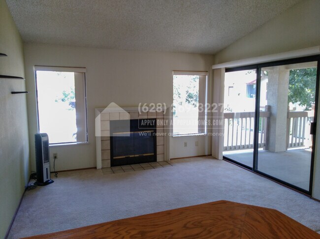 Building Photo - 892 Cherry Glen Terrace