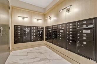 Interior Photo - Vivre