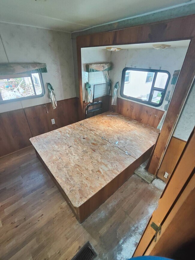 Building Photo - 2900 FL-17