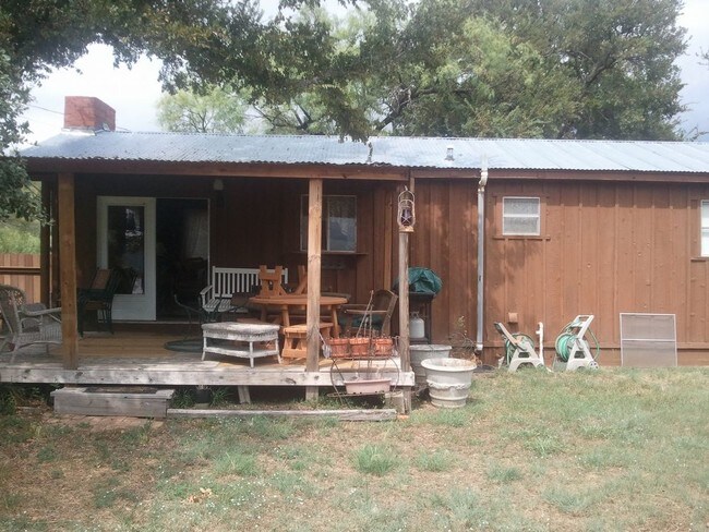Building Photo - 1050 Dunn Dr