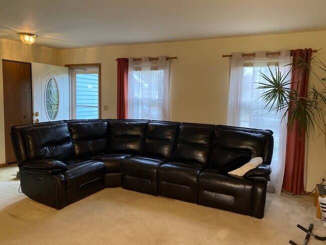 Foto del edificio - 518 Crown Point Dr