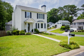 Building Photo - 4569 Hickory Forest Dr NW
