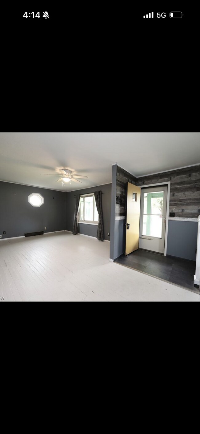 Building Photo - 12908 Shadyway Rd