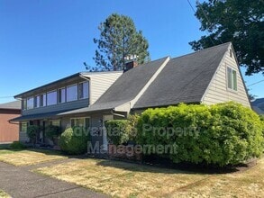 Building Photo - 2658 NW Tyler Ave