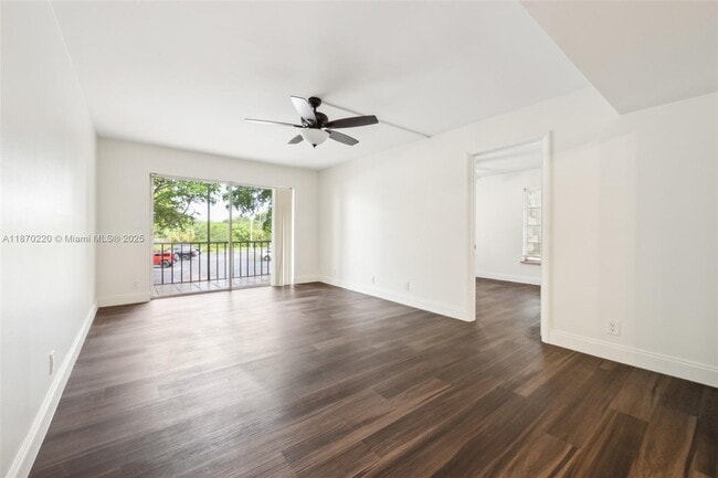 Foto del edificio - 480 NW 20th St
