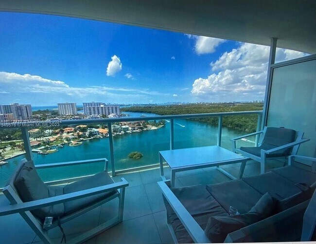 Building Photo - 400 Sunny Isles Blvd