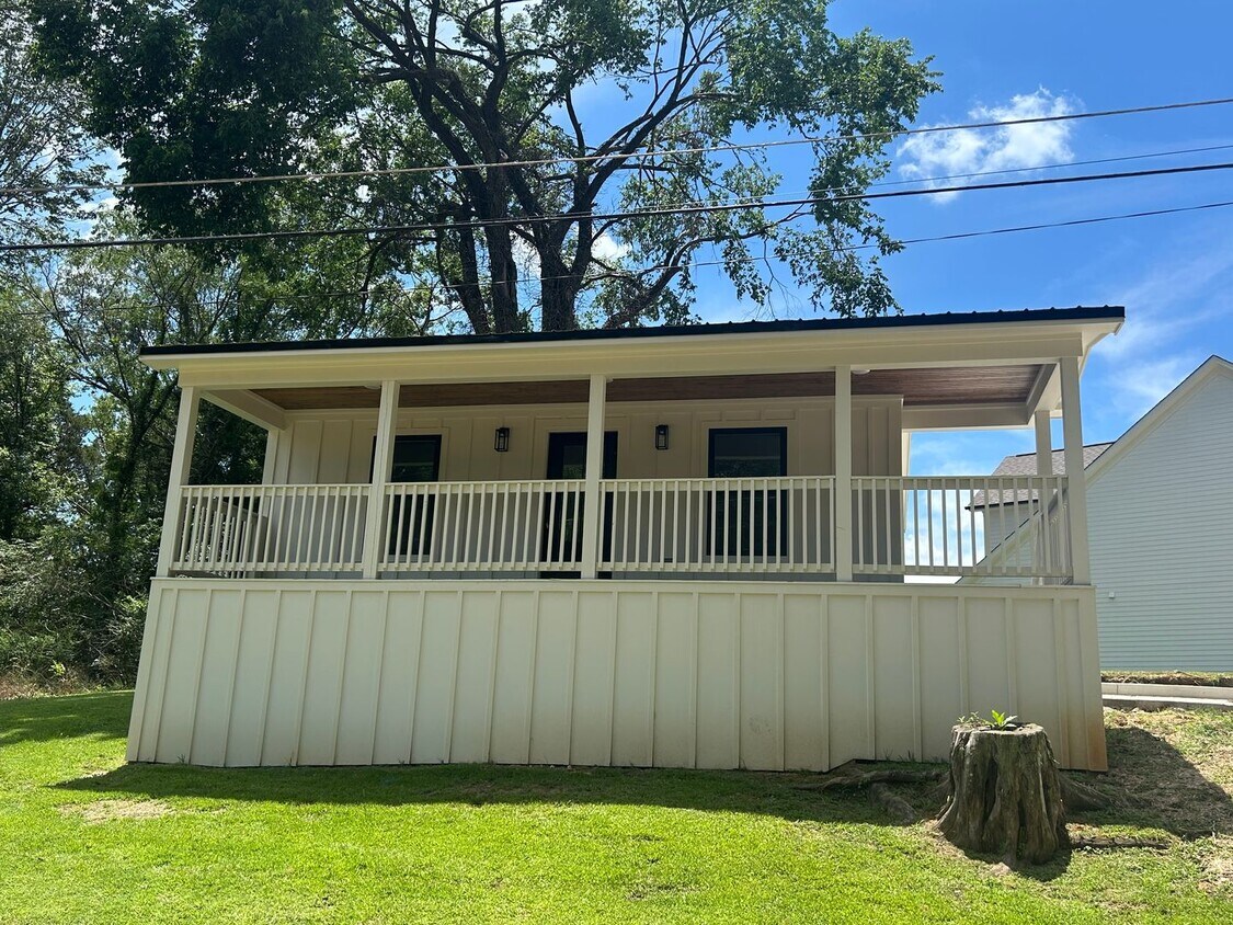 Primary Photo - FULLY REMODELED 1BR/1BA