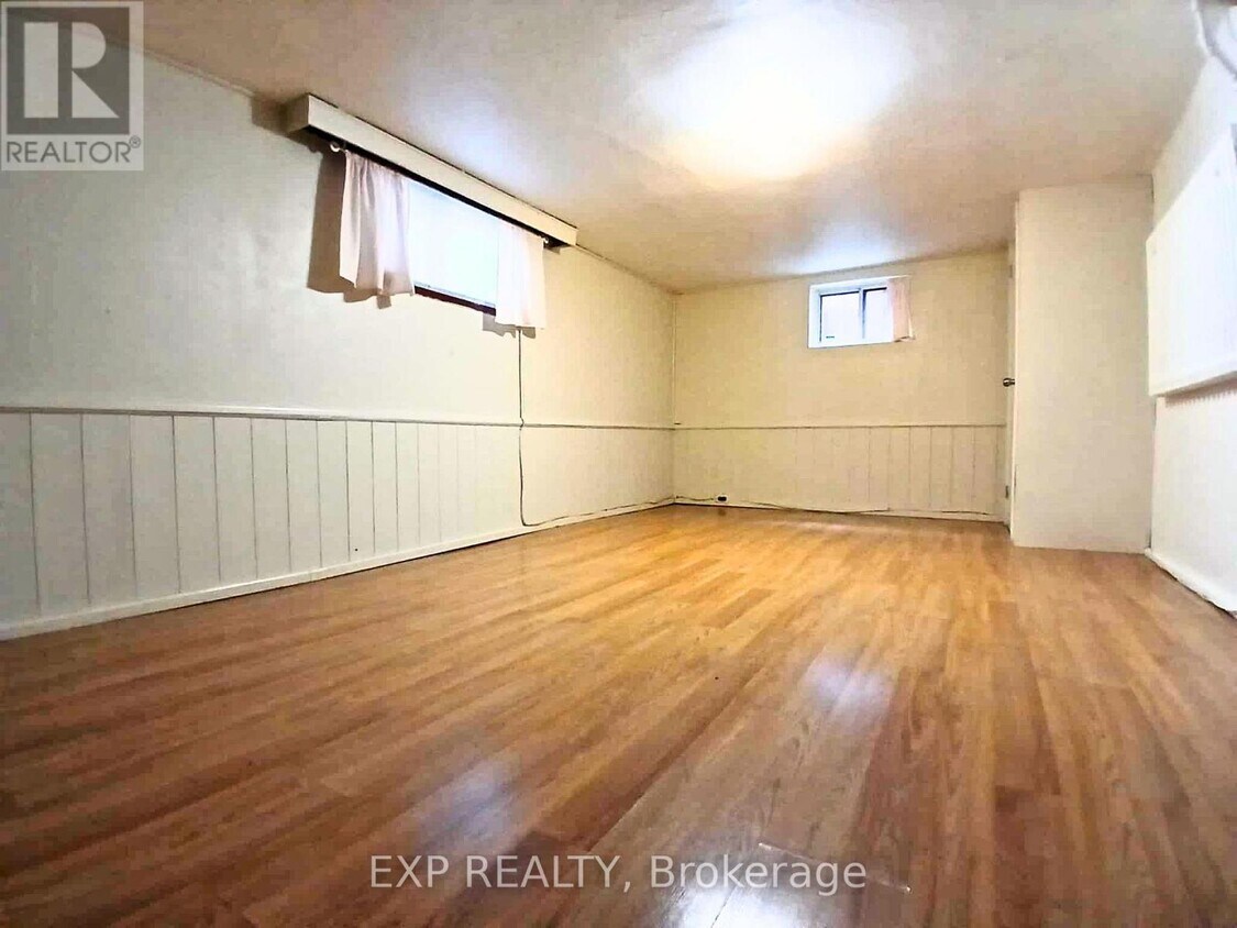 Photo principale - 310 Westwood Ave