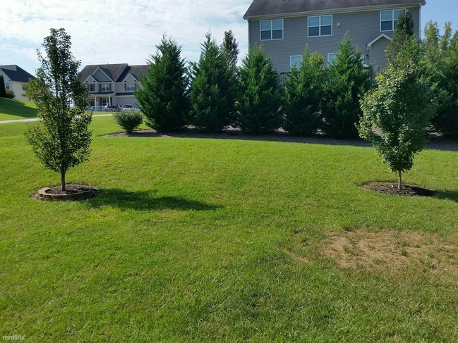 Building Photo - 3 br, 2.5 bath House - 332 Mahogany Dr
