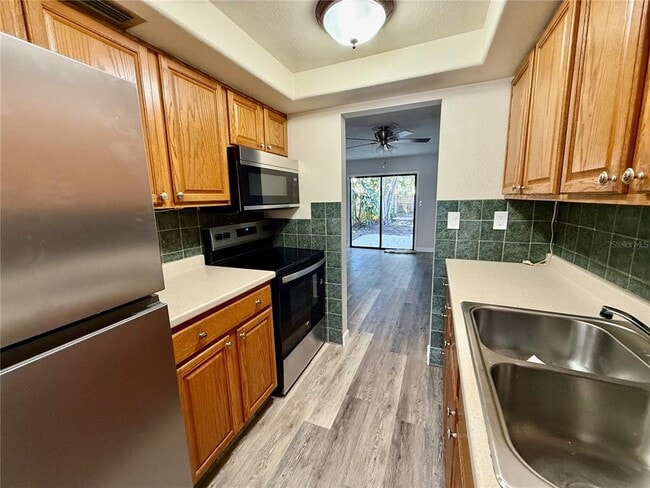 Building Photo - 3918 Mt Vernon Ave