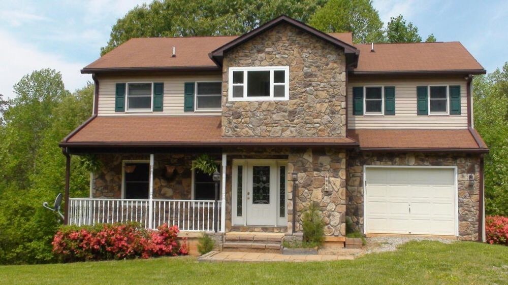 Foto principal - 4011 Hardy Rd
