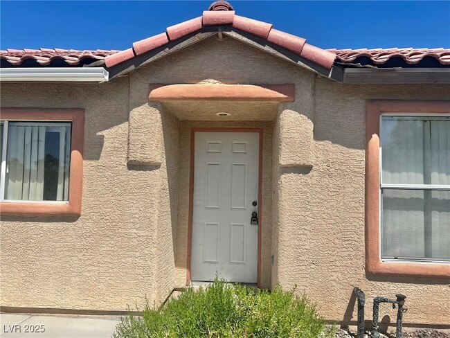 Building Photo - 3153 Amari Ave