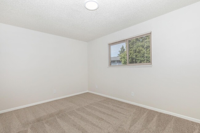 Building Photo - Spanish Hills Apartments