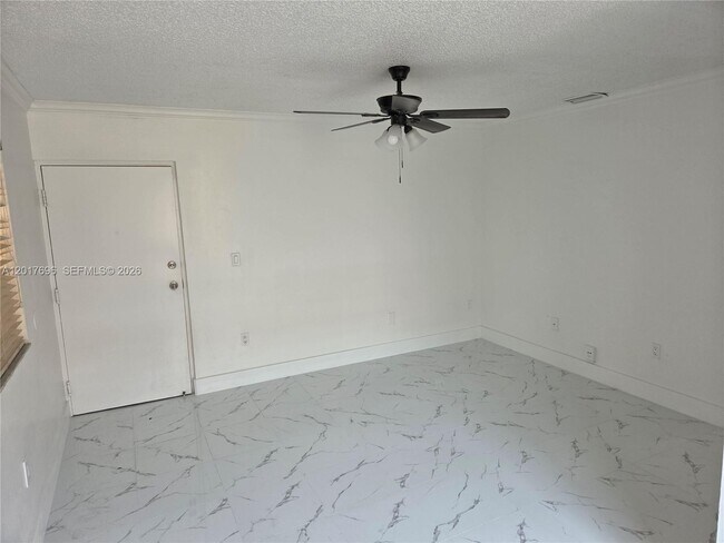 Foto del edificio - 7275 W 24th Ave