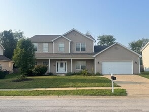 Building Photo - 2706 Grosbeak Ln