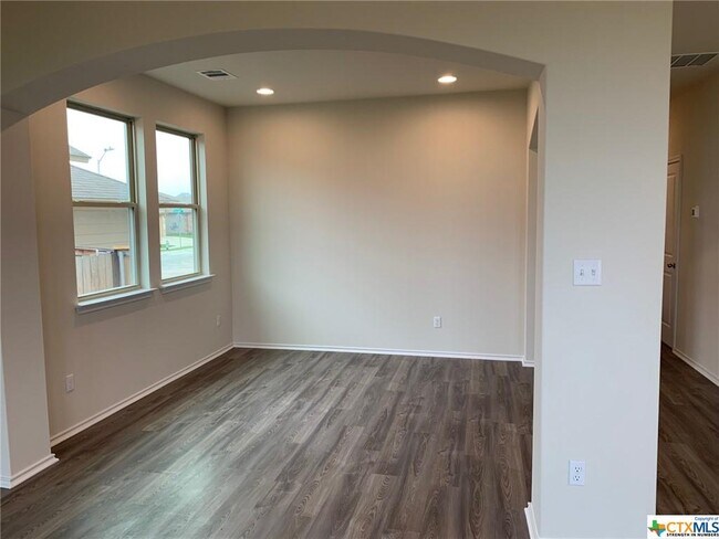 Foto del edificio - 161 Gray Wolf Dr