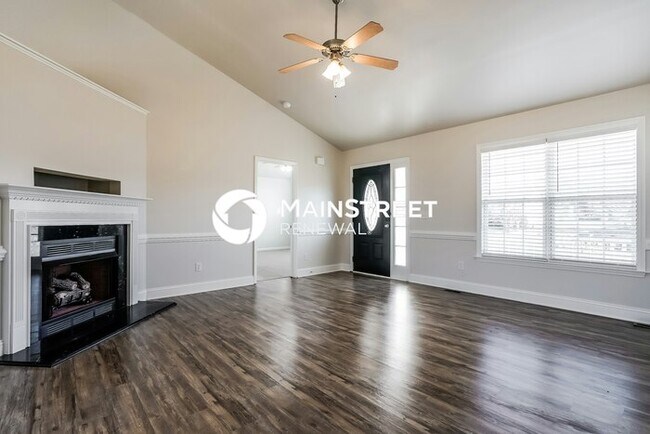 Foto del edificio - 3 Bedroom Pet-Friendly Home in SMITHFIELD, NC with Main Street Renewal