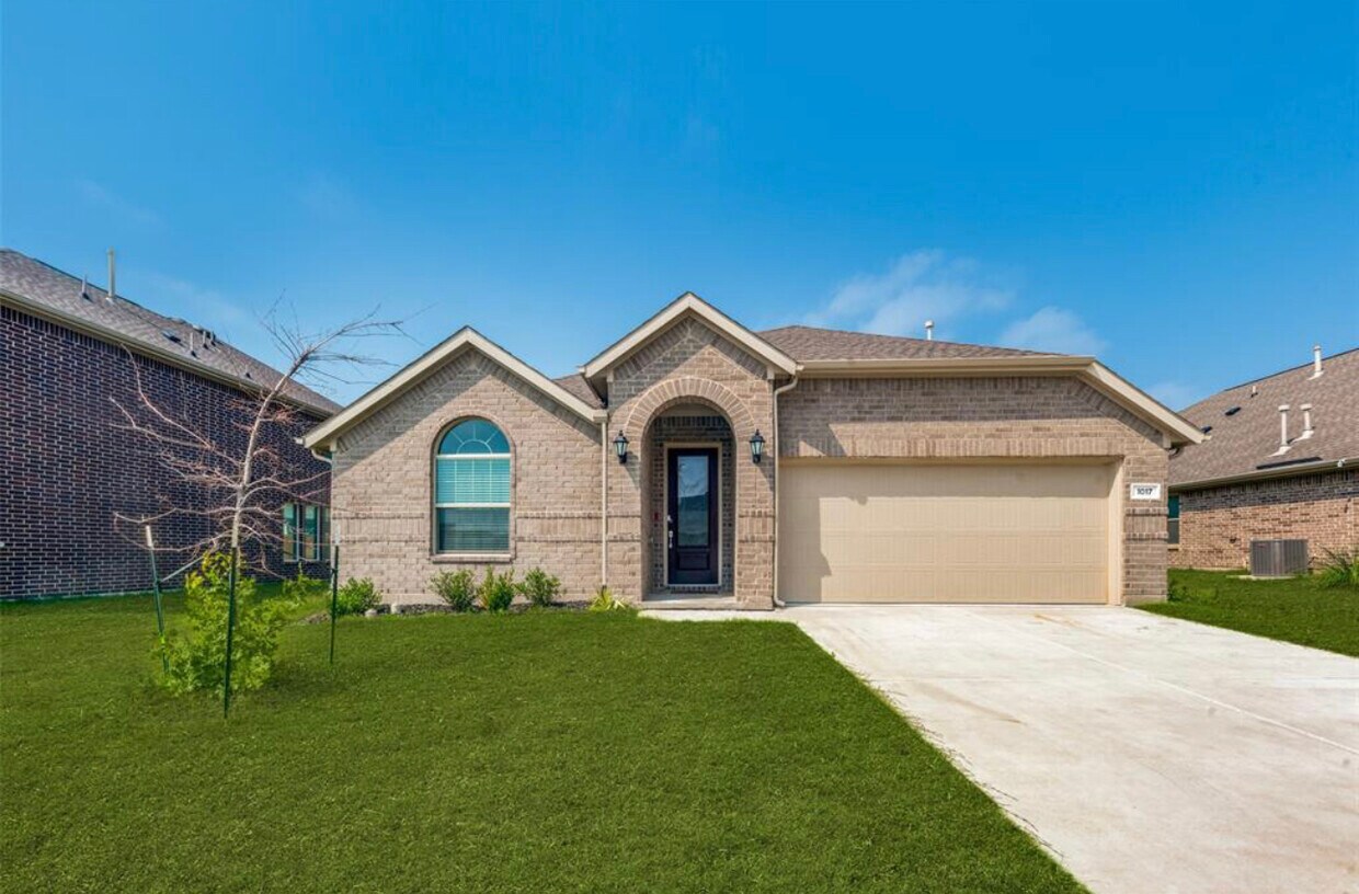 1017 Cropout Way, Haslet, TX 76052 House for Rent in Haslet, TX