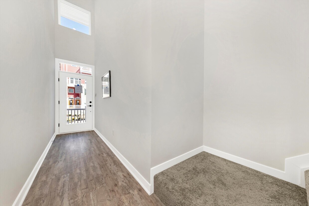 Primary Photo - 1616 Blacksmith Way