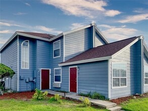 Building Photo - 433 Orchid Dr
