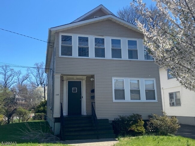 Photo - 133 Willowdale Ave Apartment