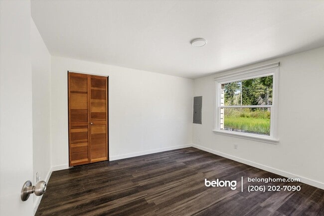Building Photo - 2232 148th St SW