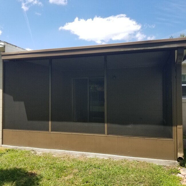 Building Photo - 1414 Pirogue Ct