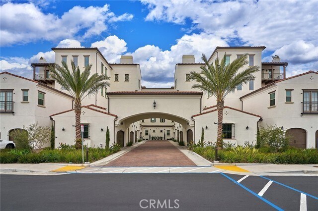 Foto principal - 8896 Los Coyotes Dr