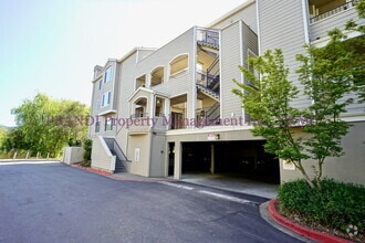 Building Photo - 1579 S Novato Blvd