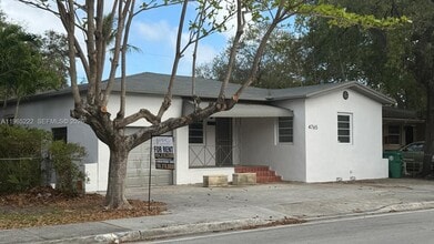Building Photo - 4765 N Miami Ave