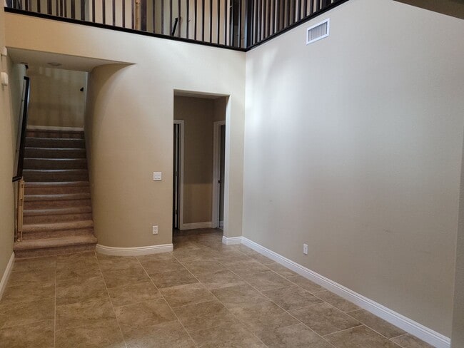Foto del edificio - Gorgeous Pardee Home – 4 Bed | 3.5 Bath | ...
