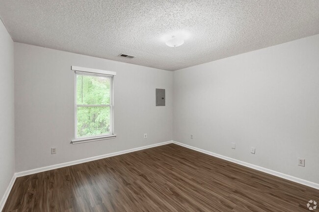 Interior Photo - The Grove at Ferguson Park
