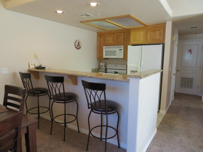 Kitchen - 405 Paradise Pky