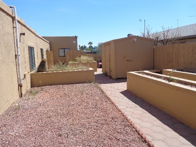 Building Photo - 3212 N Romero Rd