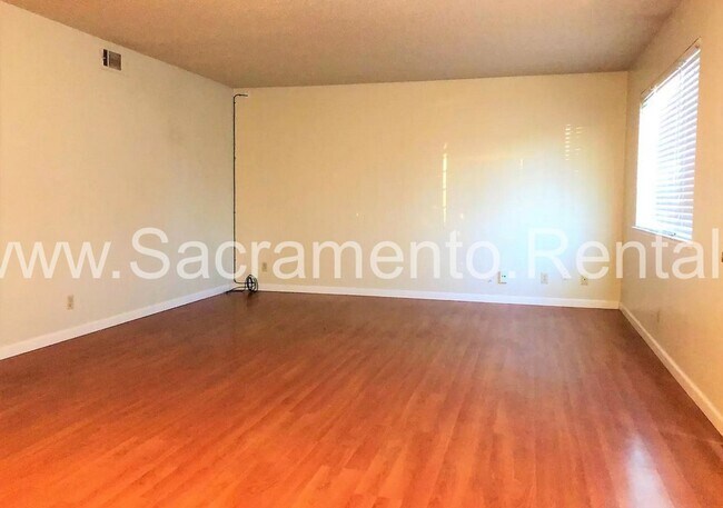 Foto del edificio - 2 br, 1 bath House - 9059 Pinata Way #1
