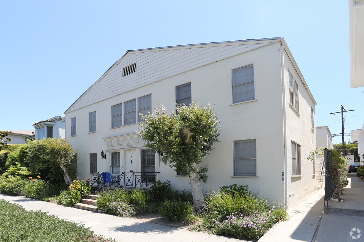 9582 W Olympic Blvd Multifamily in Beverly Hills, CA Westside Rentals