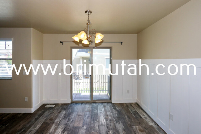 Foto del edificio - 14547 S Edgemere Dr