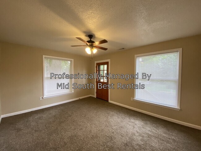 Foto del edificio - 2311 S Park St
