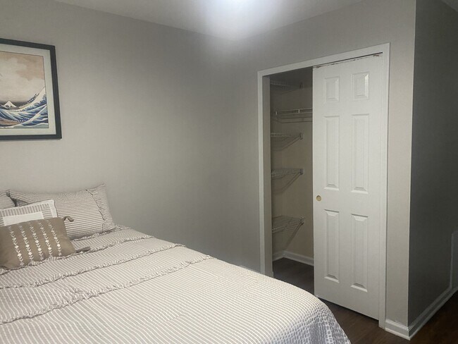 Foto del edificio - 3205 Sterling Rd