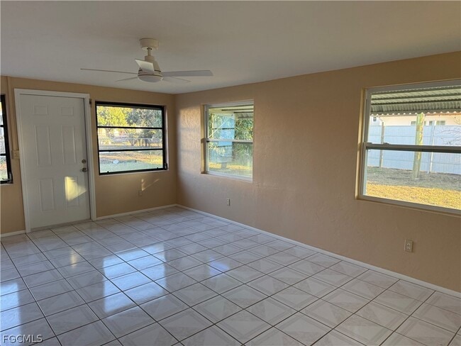 Foto del edificio - 234 Oakside St