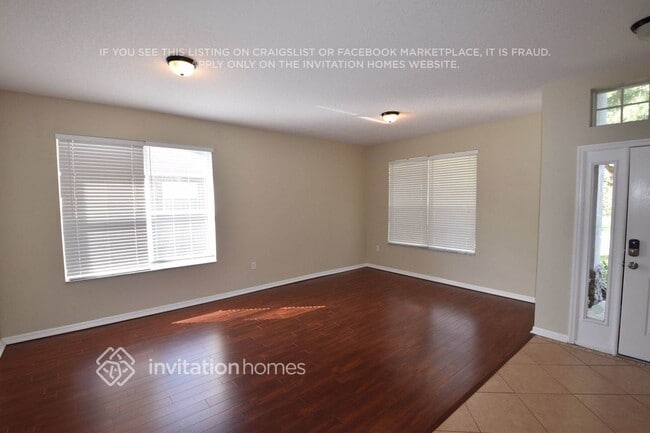 Foto del edificio - 506 Woodford Dr