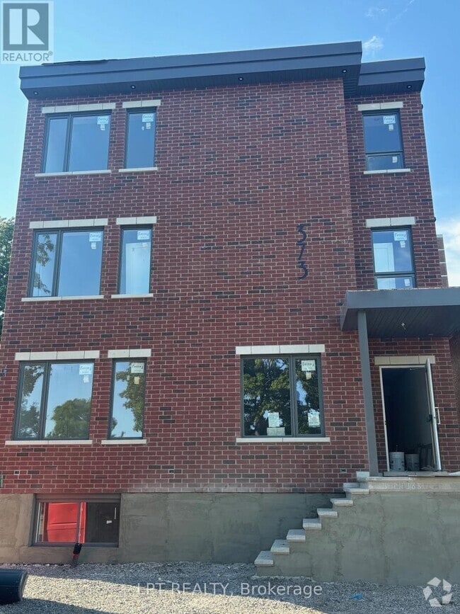 Building Photo - 373 Iberville St