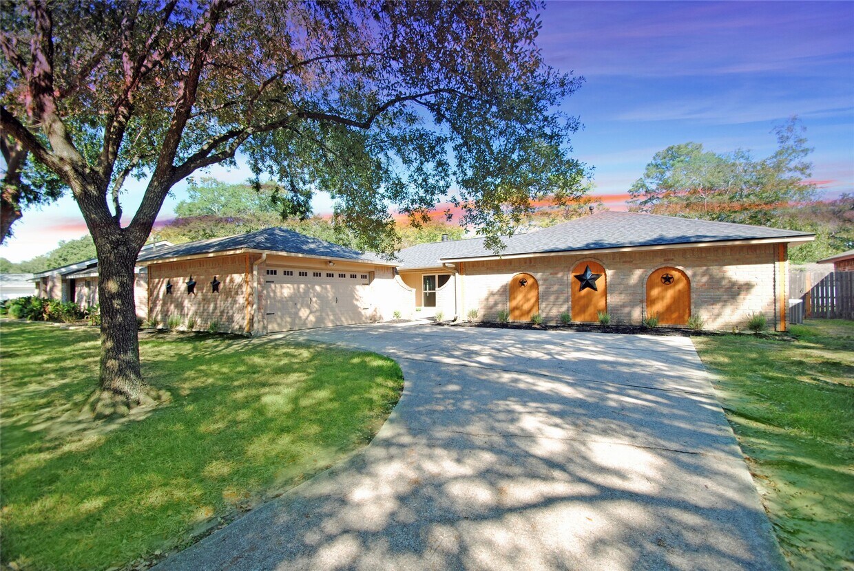 Foto principal - 12502 Aste Ln