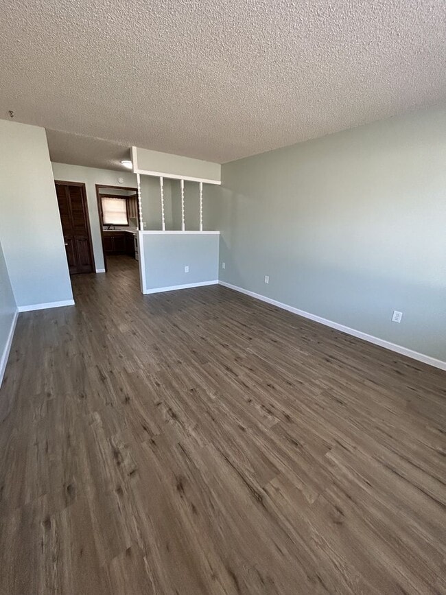 Foto del edificio - 801-803 Rouse Duplex